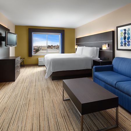 Holiday Inn Express Hotel & Suites Belmont By Ihg Exterior photo